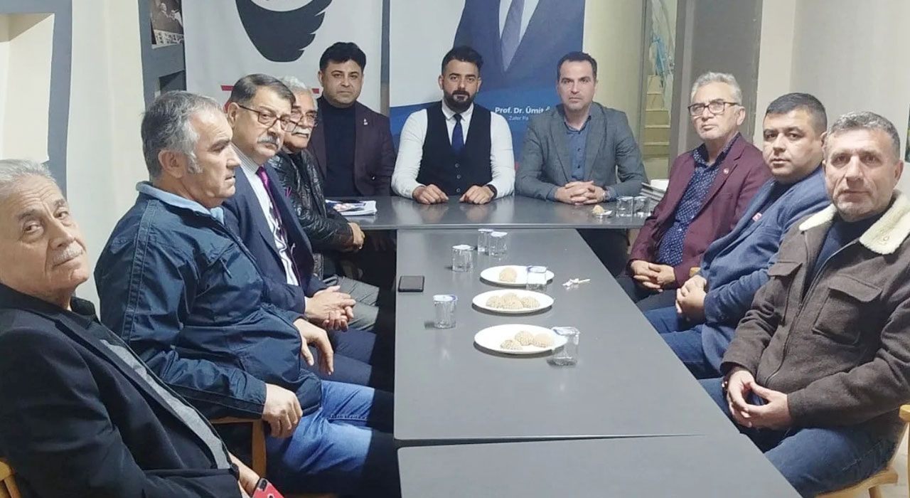 CHP’li Salgut'tan Zafer Partisi'ne Destek Ziyareti