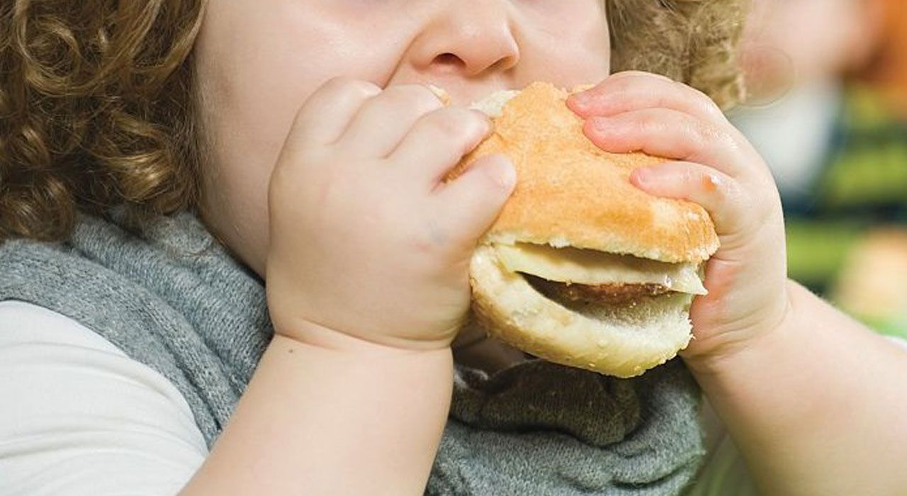 Çocuklarda Obezitenin Psikolojik Etkilerine Dikkat!