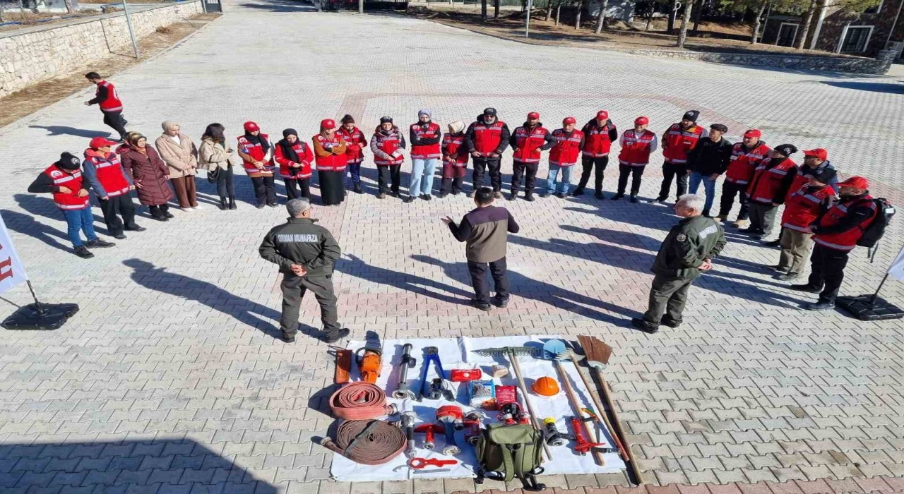 Elazığda orman ve kırsal alan yangınlarına müdahale eğitimi