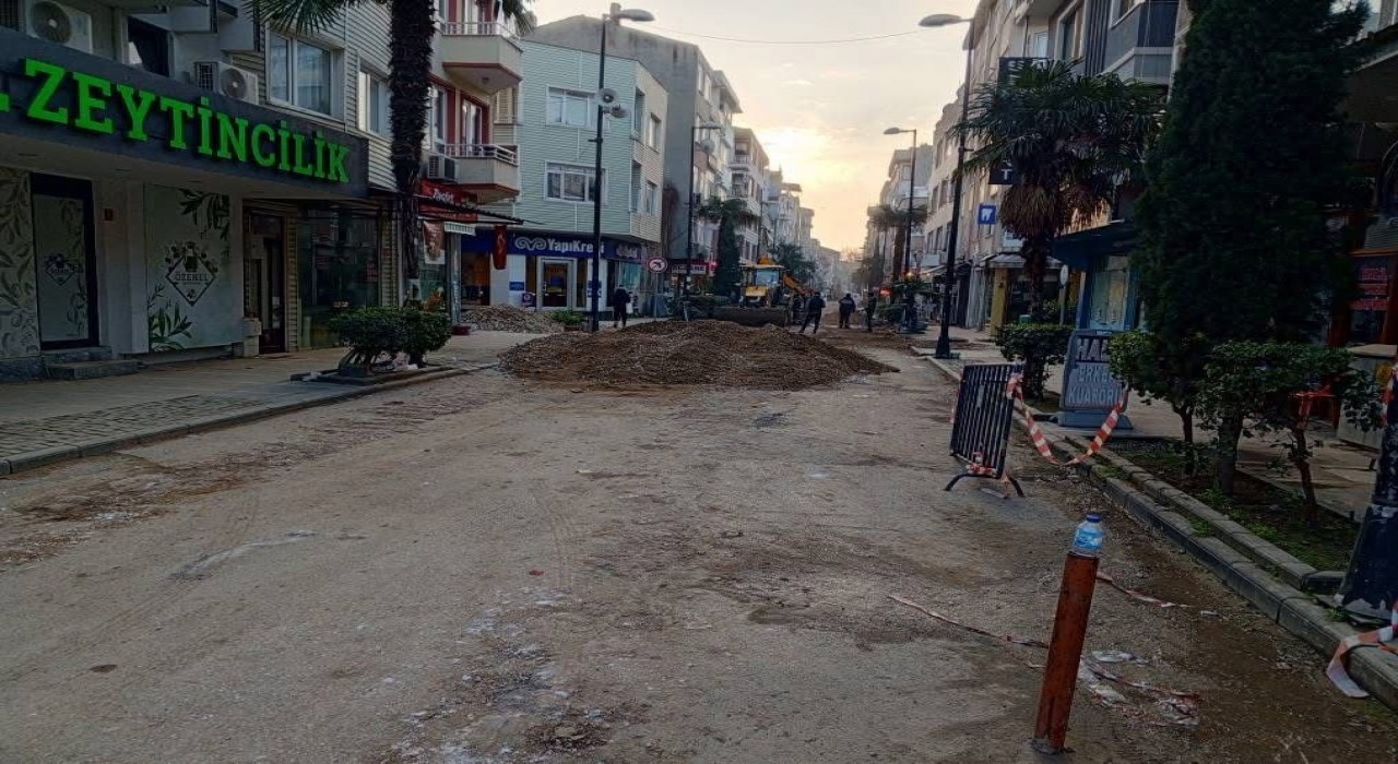 Erdekte doğalgaz borusu patladı, vatandaşlar korku dolu anlar yaşadı