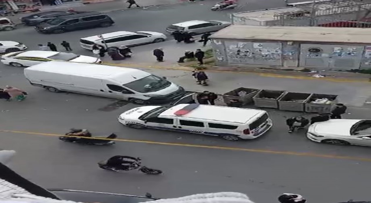 Esenyurtta anne çocuğunu çöpe attı