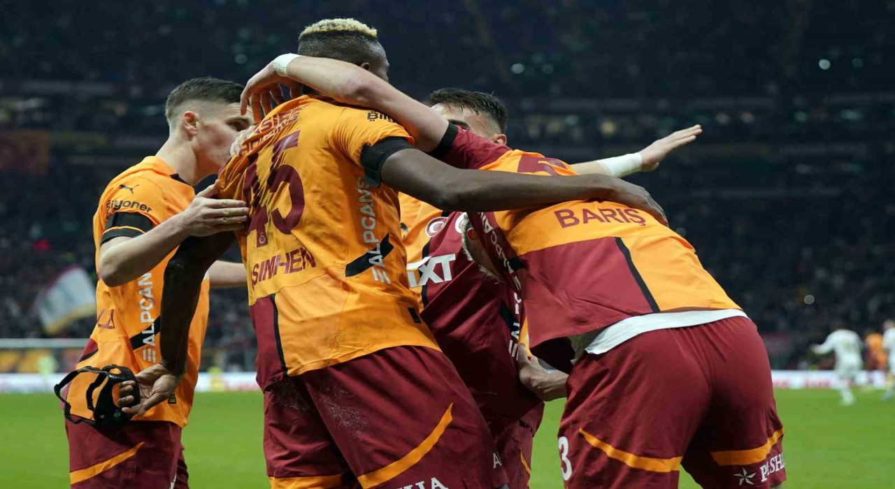 Galatasarayda yenilmezlik serisini 26ya çıkardı
