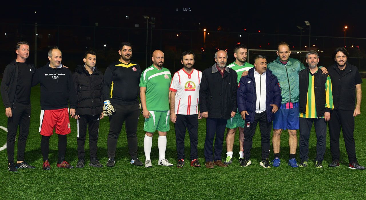 Gazeteciler ile Kamu Kurum Müdürleri Geleneksel Futbol Maçında Buluştu