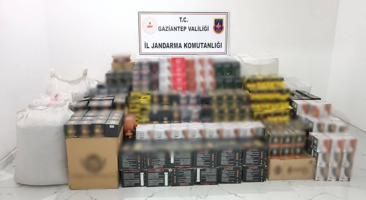 Gaziantepte 800 bin TL değerinde kaçak malzeme ele geçirildi