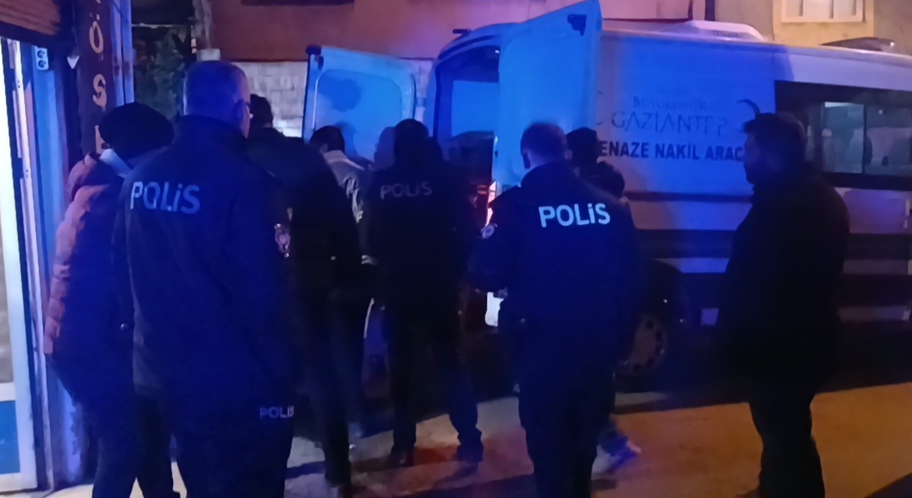 Gaziantepte büfedeki tartışma kanlı bitti: 1 ölü