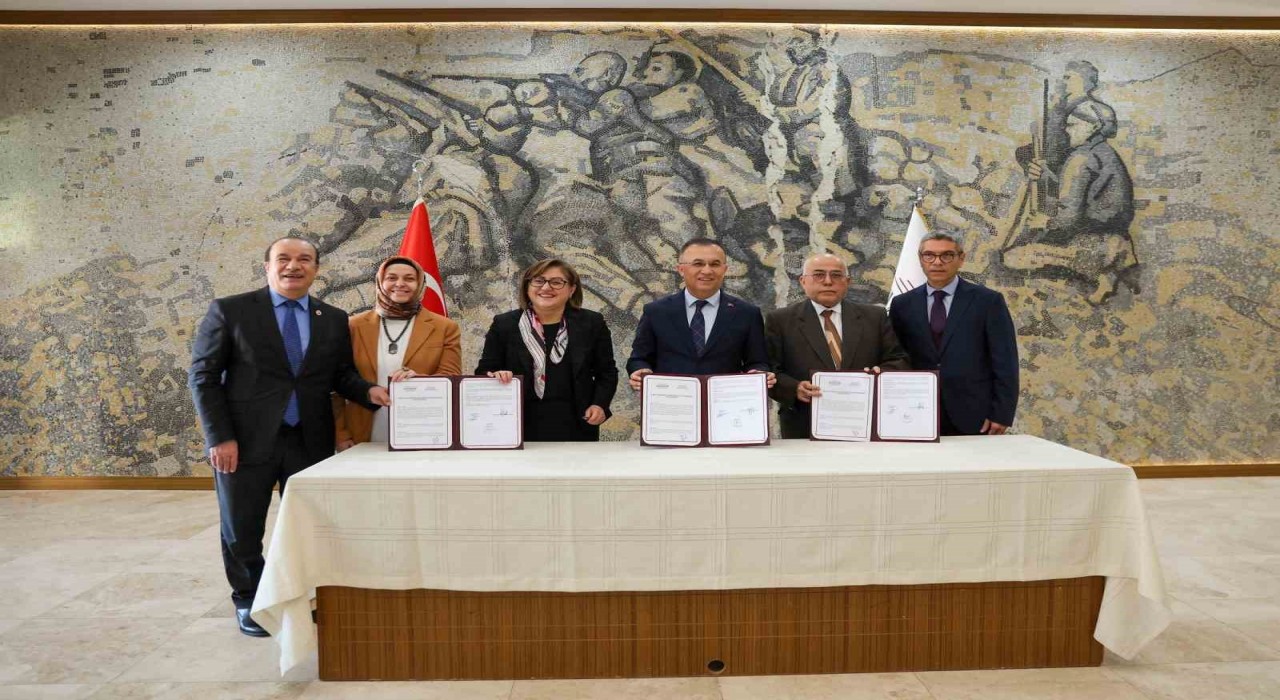 Gaziantepte İleri Yaş Bakım ve Rehabilitasyon Merkezi için imzalar atıldı