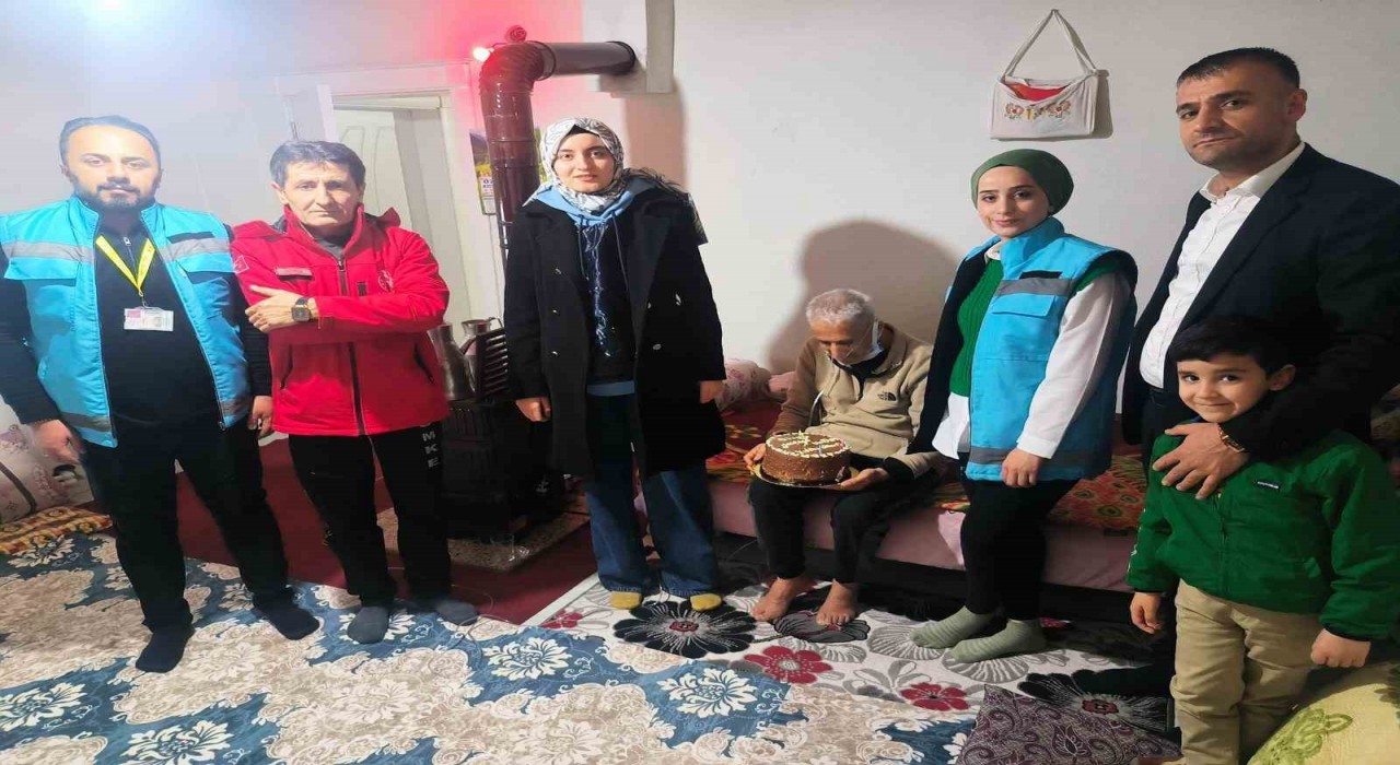 Hakkari Evde Sağlık Hizmetleri Birimi 17 bin ziyaret gerçekleştirdi