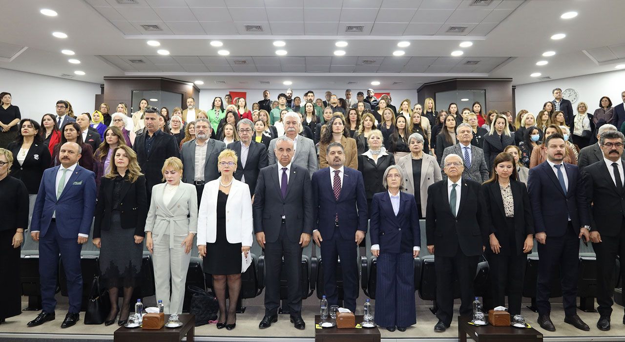İş Dünyasında Kadınların Rolü Adana’da Masaya Yatırıldı