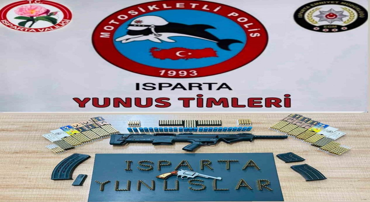 Ispartada ruhsatsız tabanca ve tüfek ele geçirildi