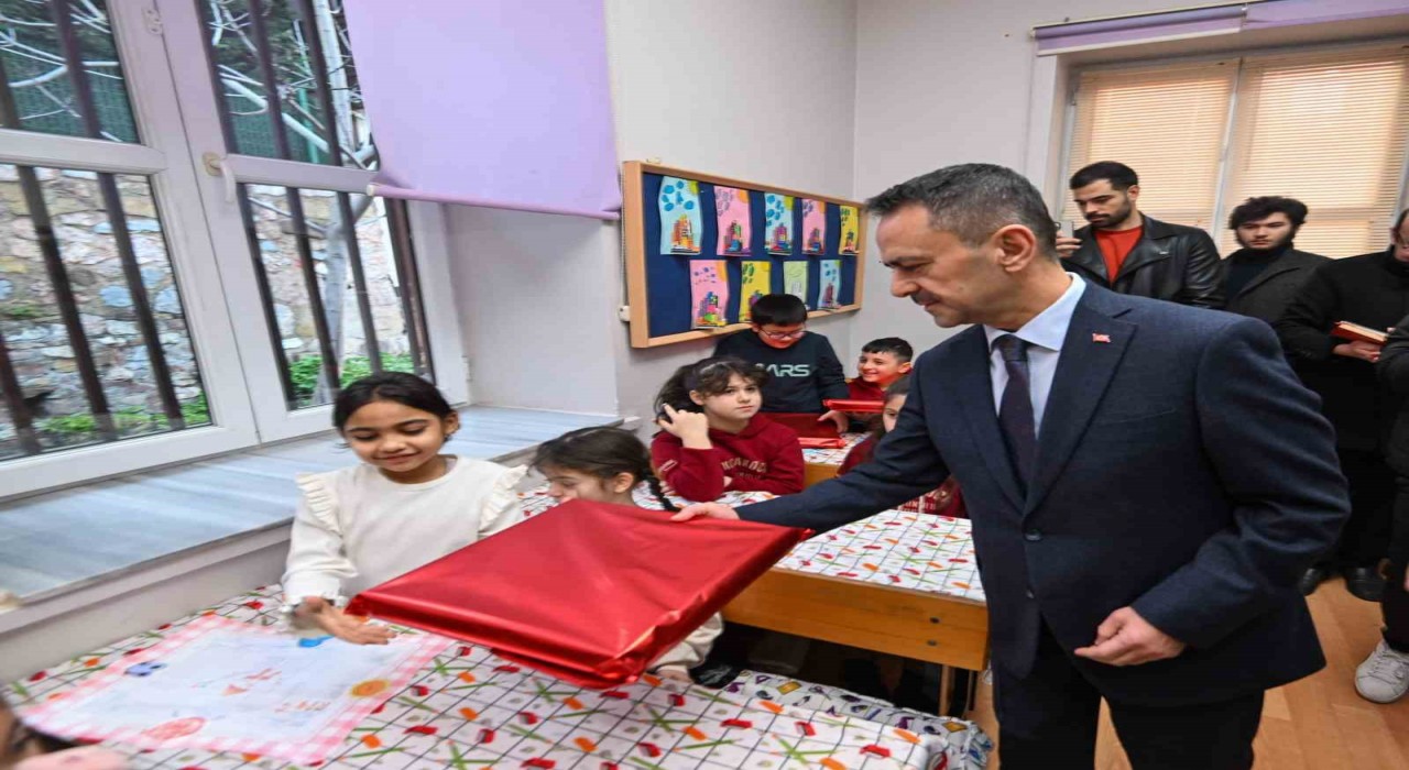 Kocaelide 425 bin öğrenci karne heyecanı yaşadı