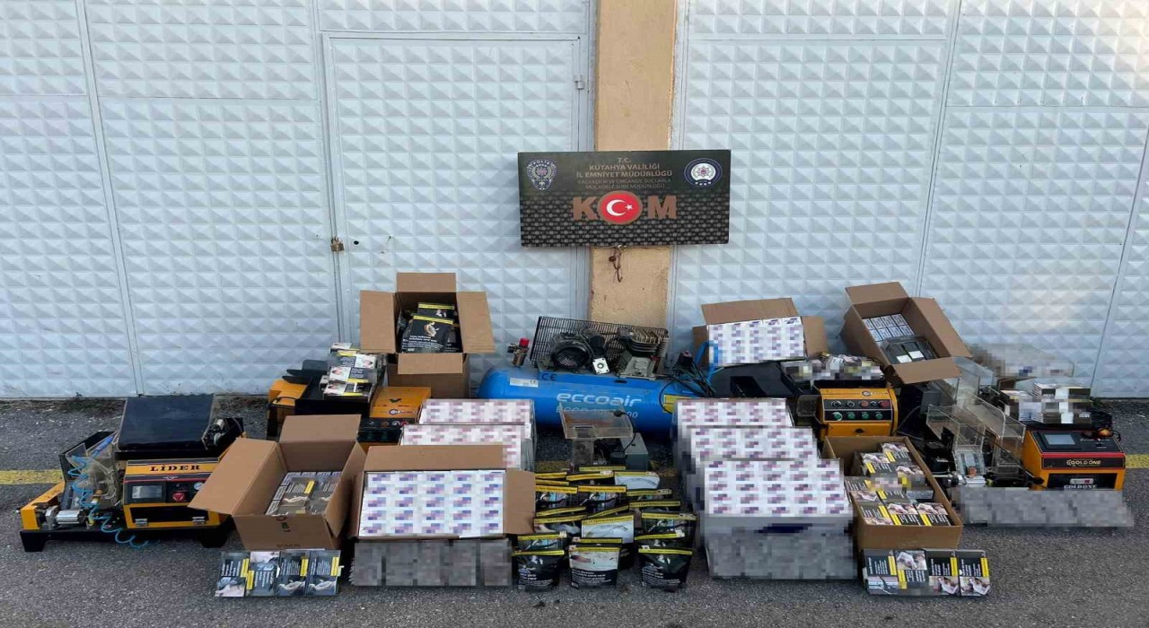 Kütahyada kaçak tütün operasyonu: 2 gözaltı