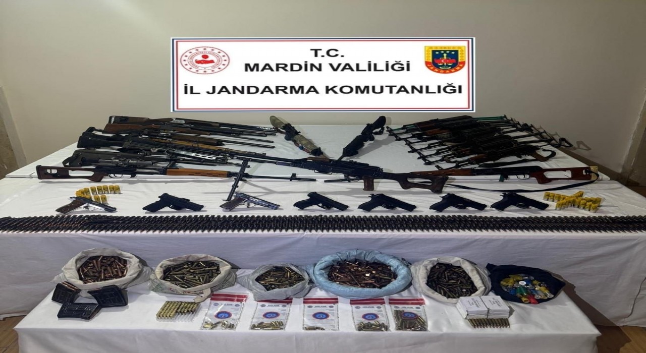 Mardinde silah ve mühimmat kaçakçılığına yönelik eş zamanlı operasyon: 11 tutuklama