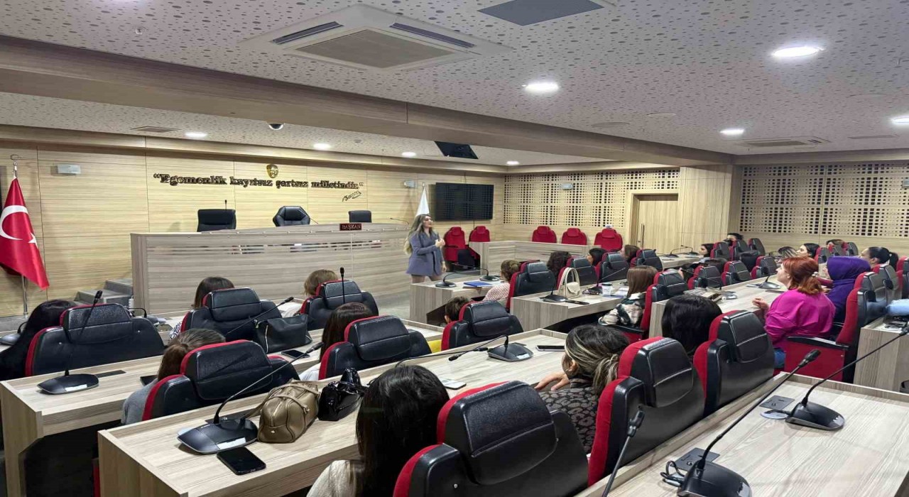 Menemende iletişime engel yok