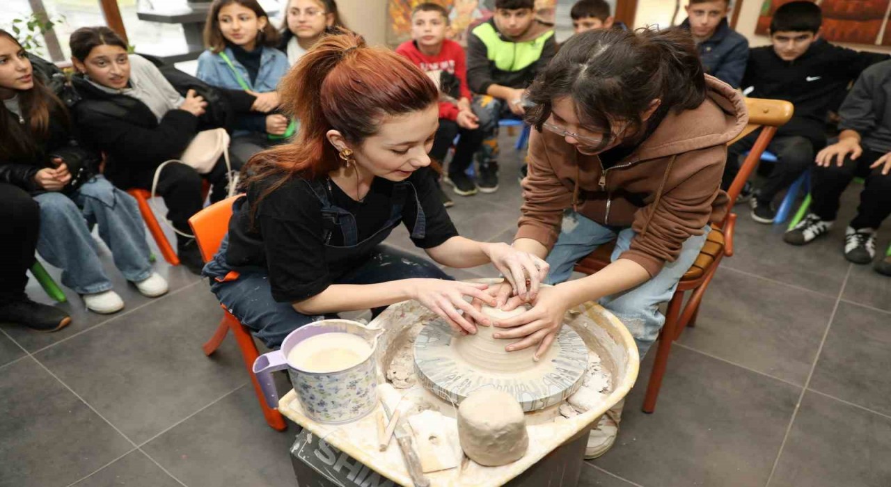 Müzeler aracılığıyla sanat sevgisi aşılanıyor