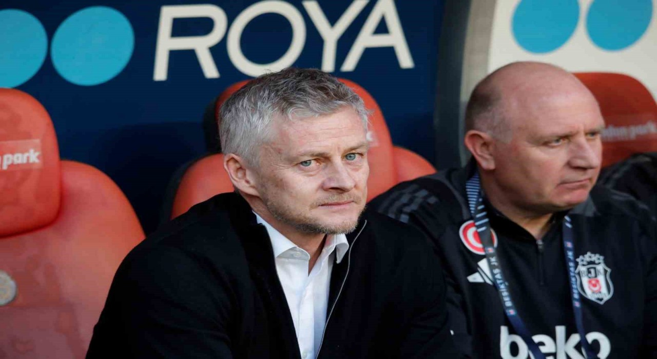 Ole Gunnar Solskjaerden 2 değişiklik