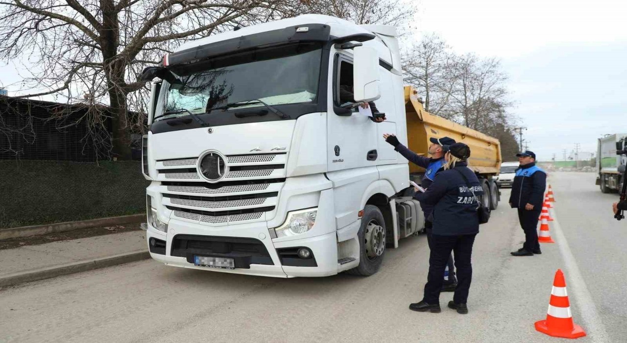 Orduda ağır tonajlı araçlara sıkı denetim