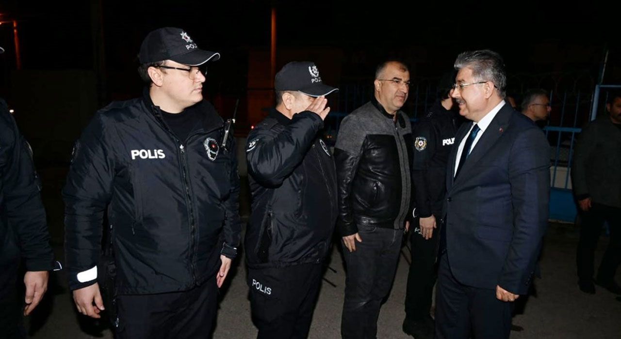 Osmaniye Valisi Yılmaz Yeni Yıla Görev Başındaki Çalışanlarla Girdi