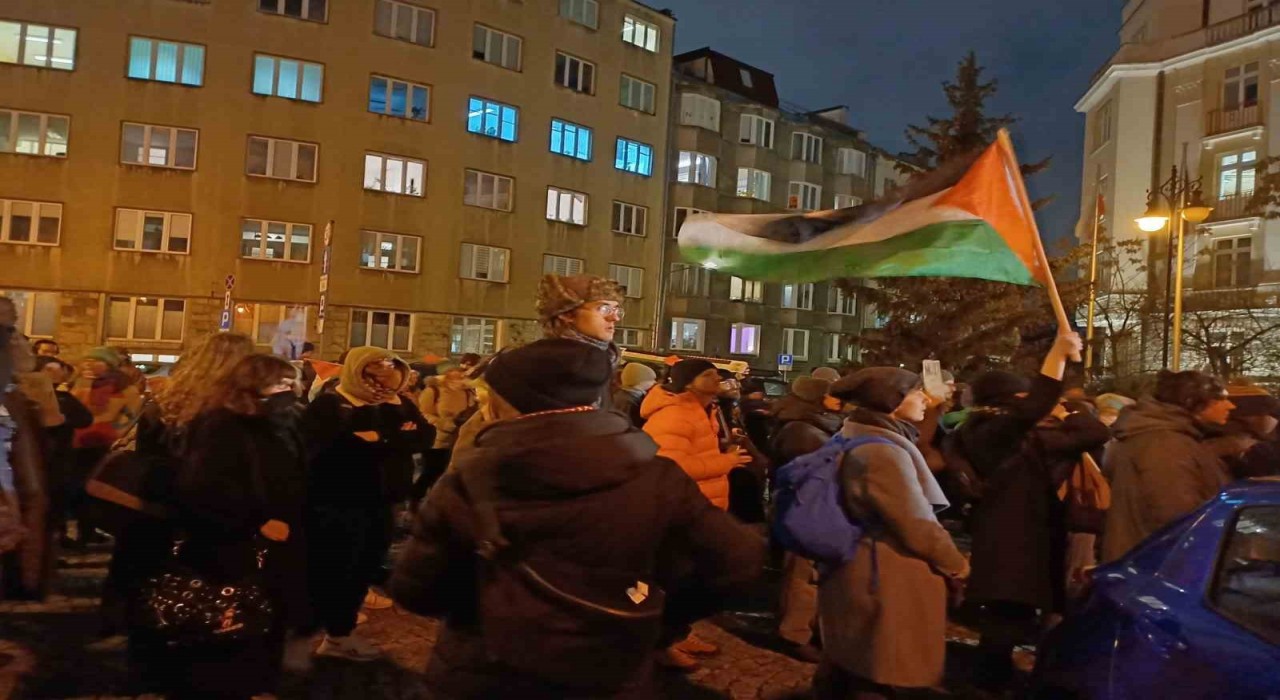 Polonyada Netanyahu protestosu: “Netanyahuyu tutuklayın”