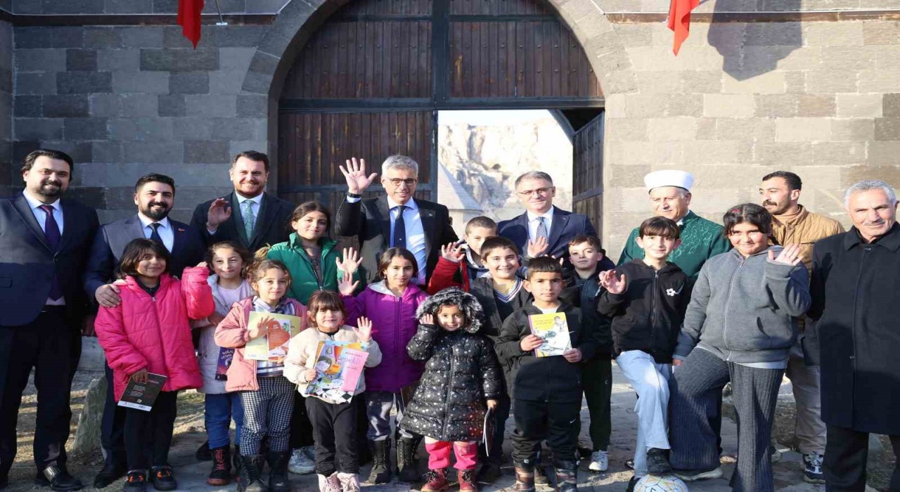 Sağlık Bakanı Memişoğlu: Vanımıza 800 yataklı bir şehir hastanesi kazandıracağız