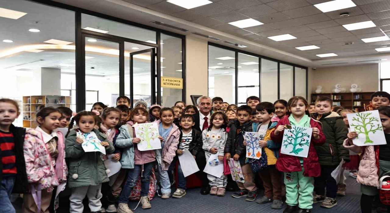 Şahinbey Millet Kütüphanesine öğrencilerden yoğun ilgi