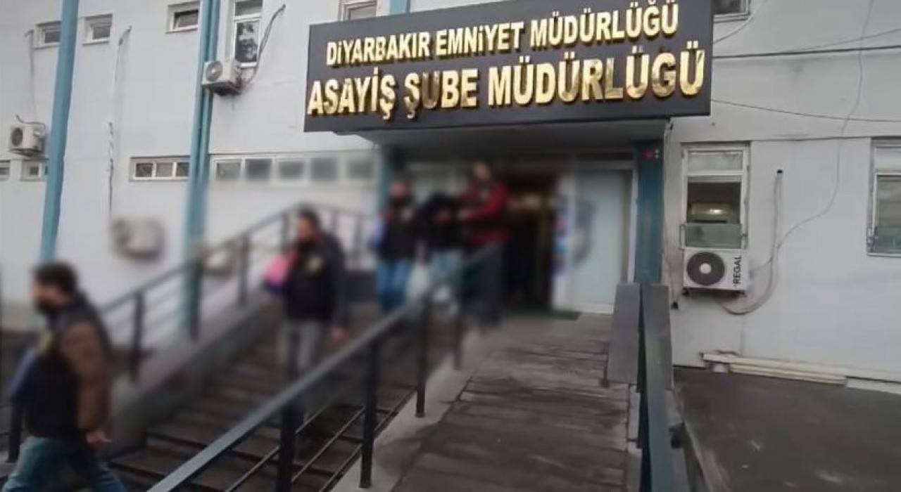 Sahte internet sitesi ile araç kiralama hizmeti veren şebeke çökertildi: 15 tutuklama