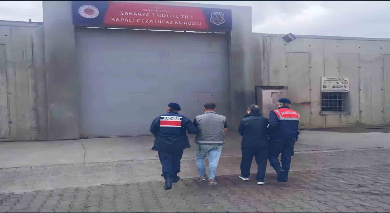 Sakaryada uyuşturucu operasyonu: 3 tutuklama
