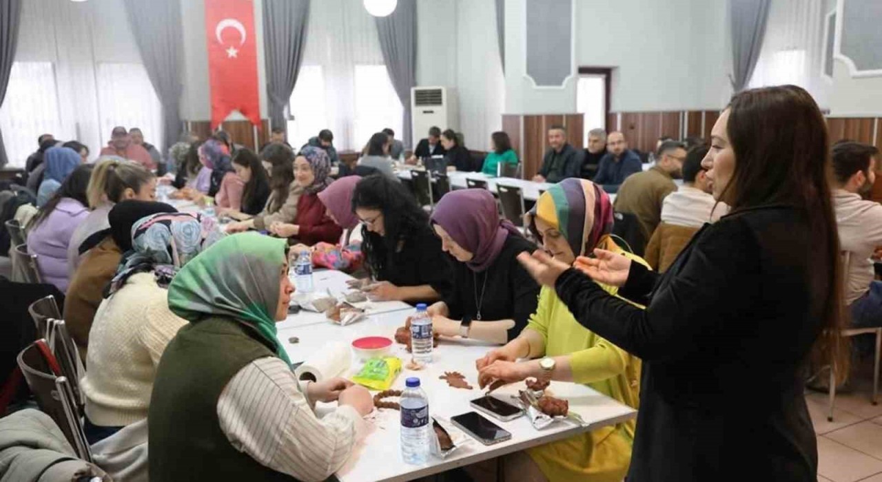 Sanat Terapisi Eğitimi ile eğitimciler sanatın iyileştirici gücünü keşfetti