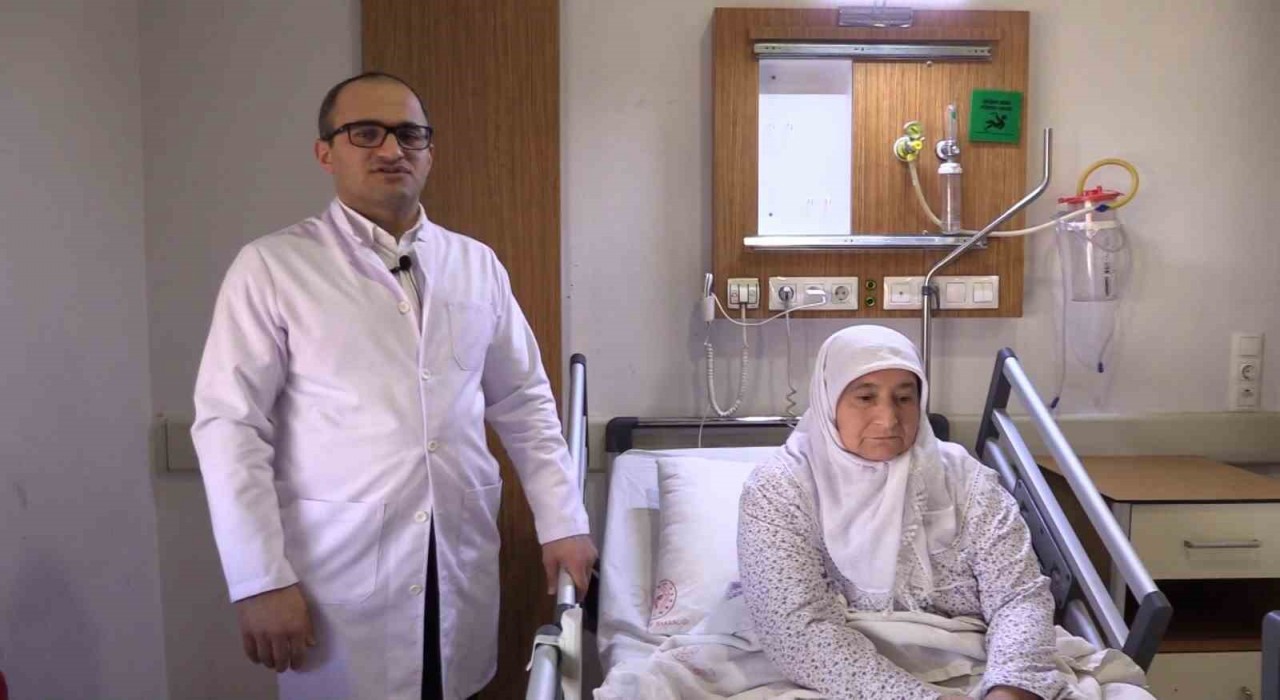 Şanlıurfada ilk defa tümör protezi ameliyatı gerçekleştirildi