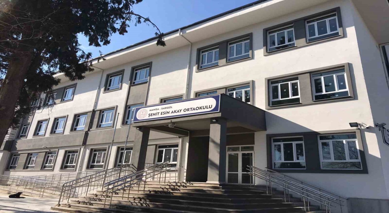 Sarıgöldeki iki okulun açılışı gecikecek