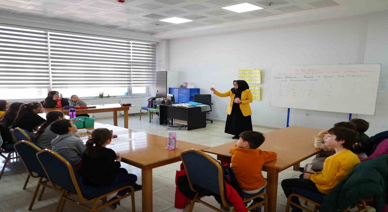 Sömestr etkinliklerinin adresi çocuk üniversitesi