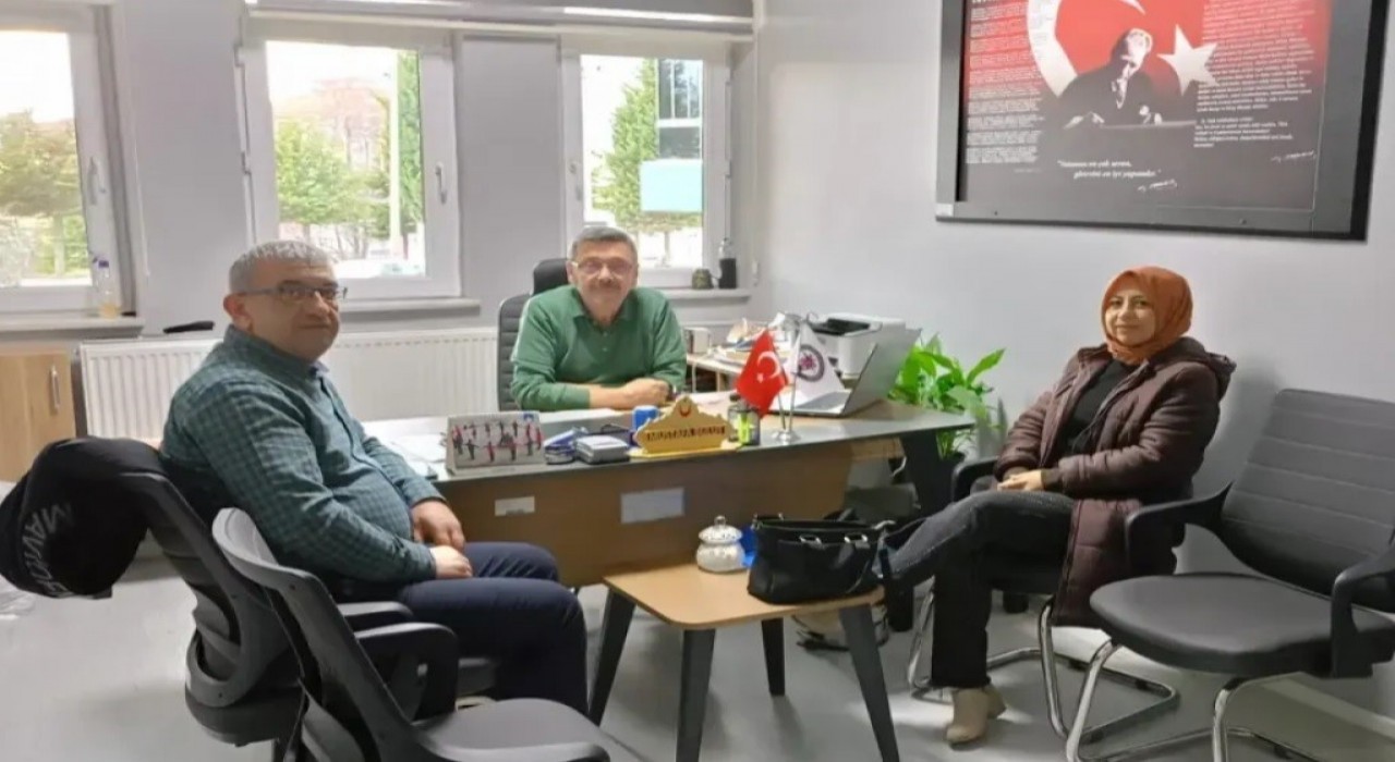Tavşanlı Beyazay Derneğinden engelli kadınlara yönelik el becerisi kursları