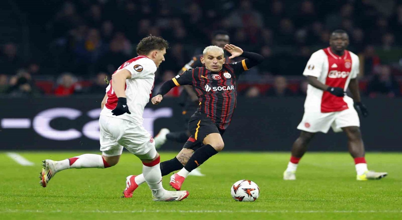 UEFA Avrupa Ligi: Ajax: 1 - Galatasaray: 0 (İlk yarı)