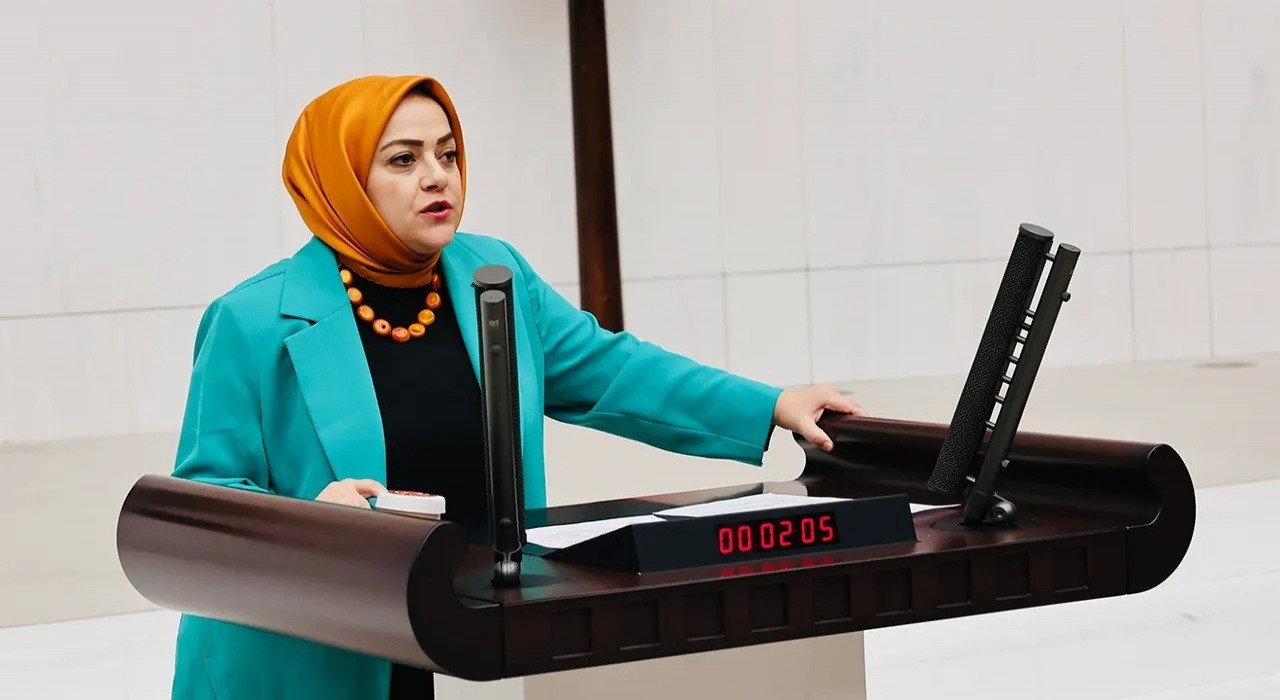 Ün, Acımız büyük, ölenlere rahmet yaralılarımıza acil şifa diliyorum