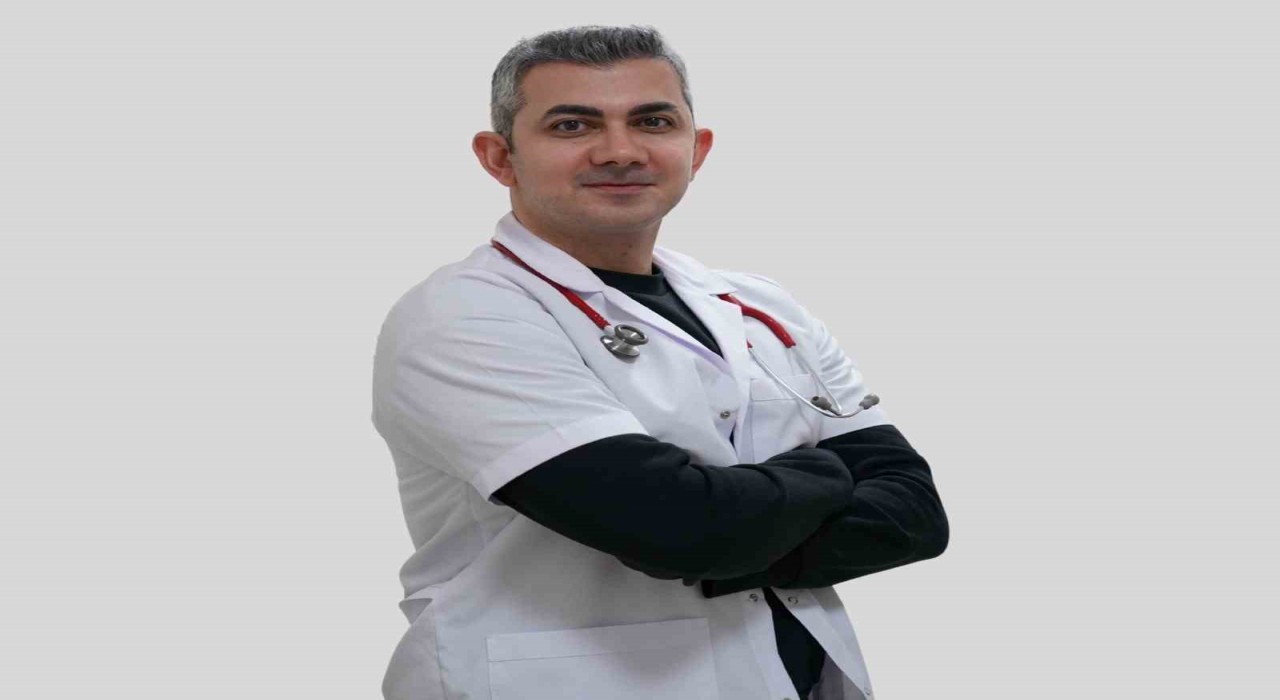 Uzm. Dr. Eftal Egemen Akbulut, hasta kabulüne başladı