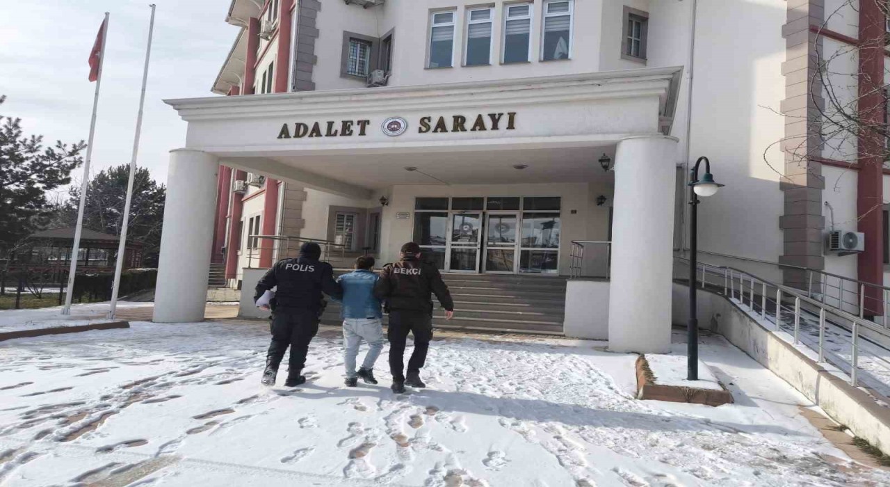 10 yıl hapis cezası ile aranan şahıs yakalandı