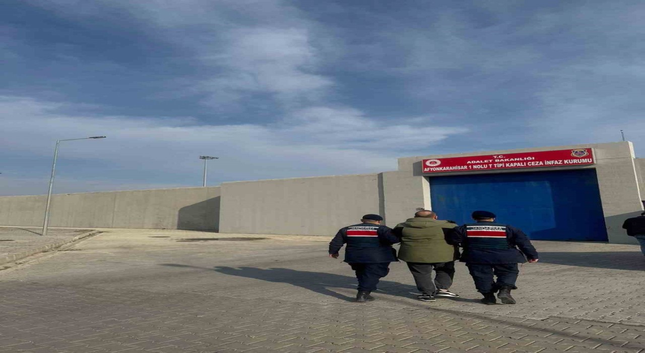 22 yıl hapis cezasıyla aranan şahsı jandarma yakaladı