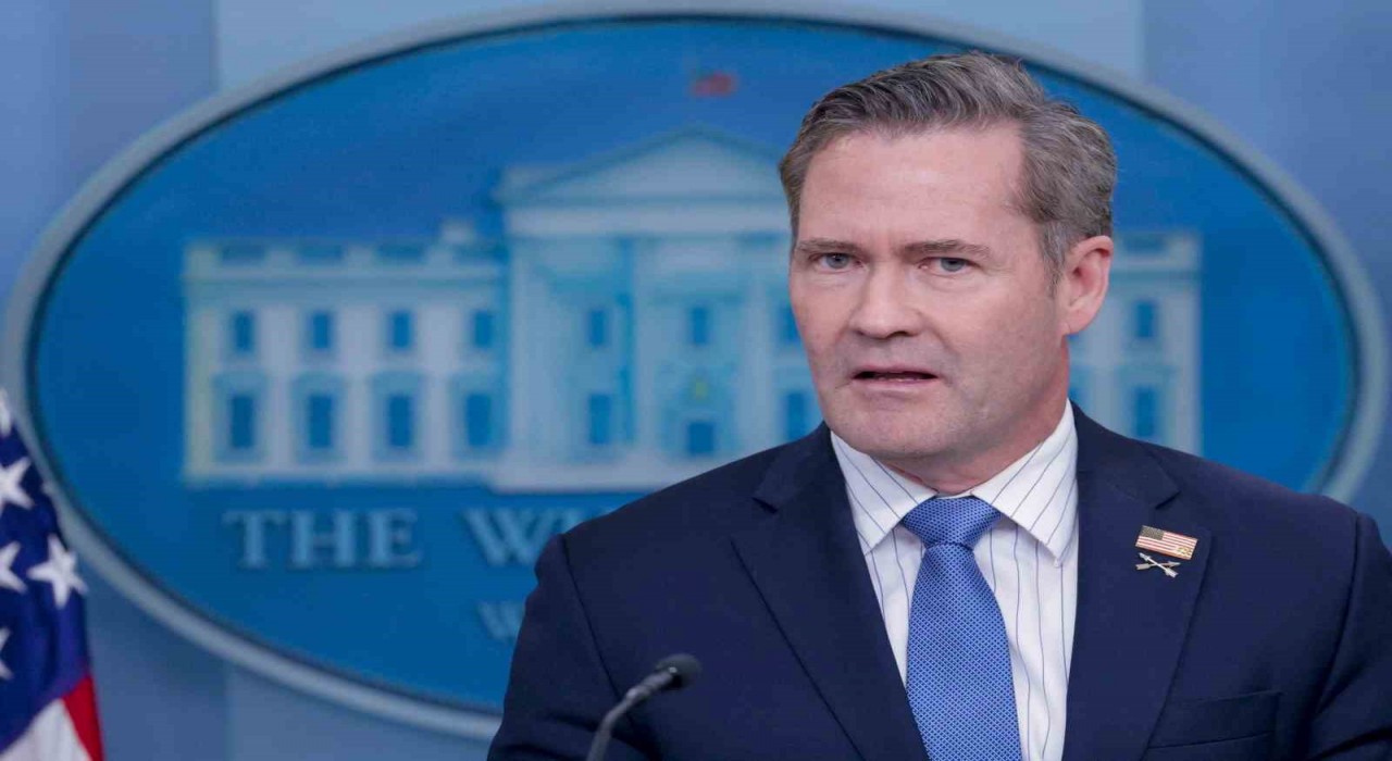ABD Ulusal Güvenlik Danışmanı Waltz: Başkan Trump, Zelenskiynin müzakere masasına gelmemesi nedeniyle şu an büyük bir hayal kırıklığı yaşıyor
