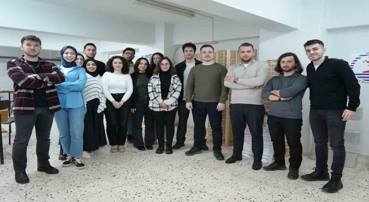ABDdeki Depreme Dayanıklı Yapı Tasarım Yarışmasında Türkiyeyi temsil edecek öğrencilerin yoğun çalışması