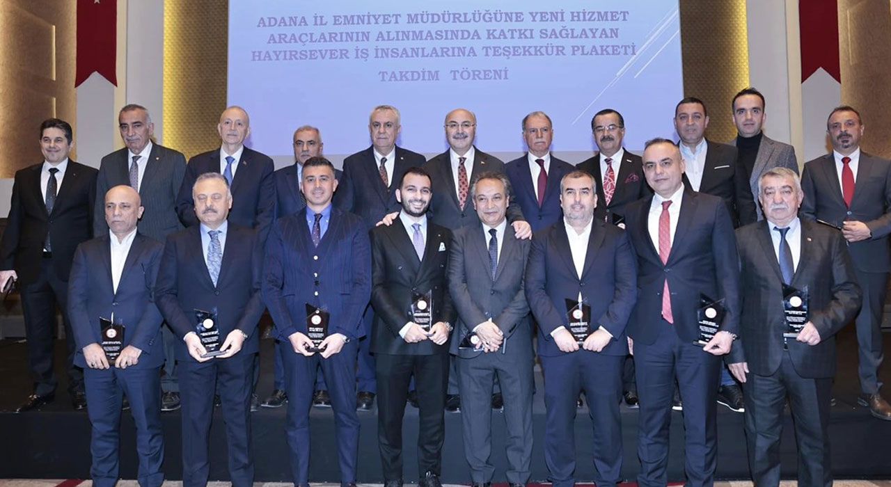 Adana Emniyet Müdürlüğüne 105 Yeni Araç! İş İnsanlarına Teşekkür Plaketi Verildi
