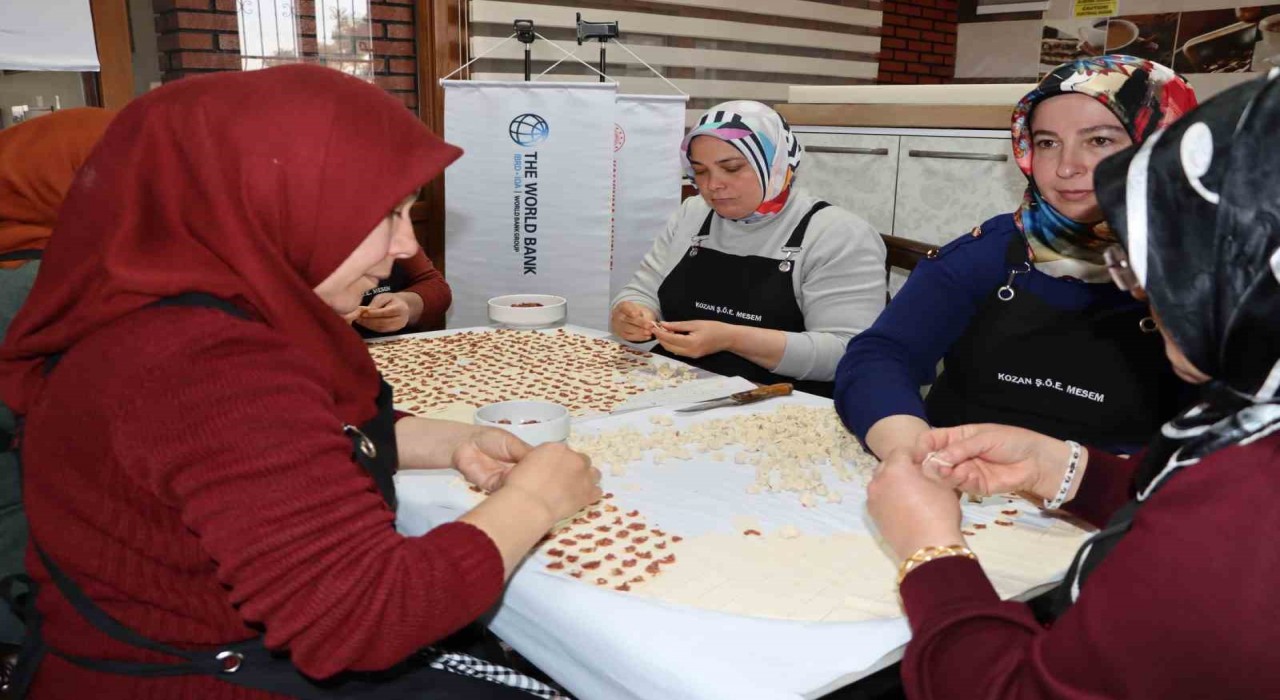 Adanada kadınlara yöresel yemek kursu