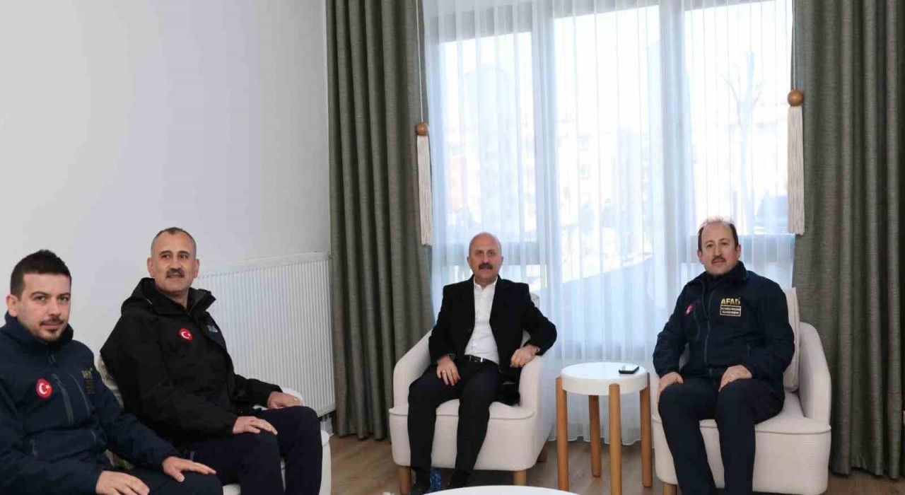 AFAD Başkanı Pehlivan, İndere kalıcı deprem konutlarını inceledi