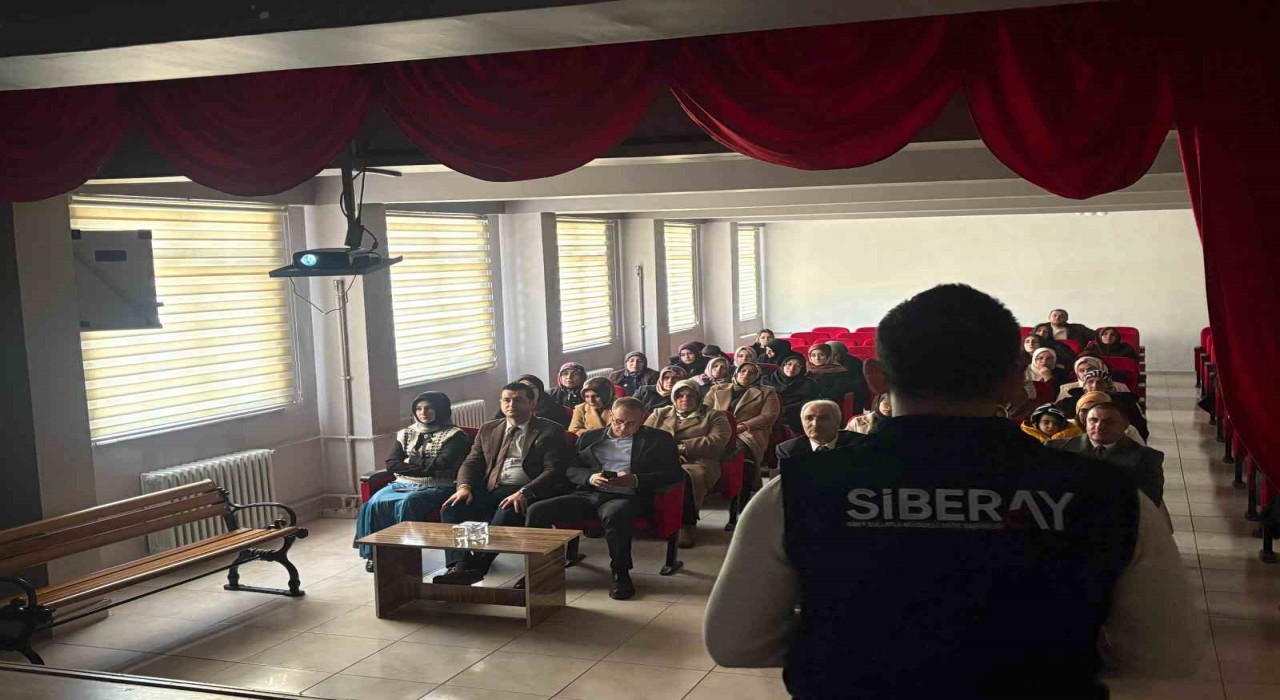Ağrıda siber suçlara karşı farkındalık eğitimi verildi