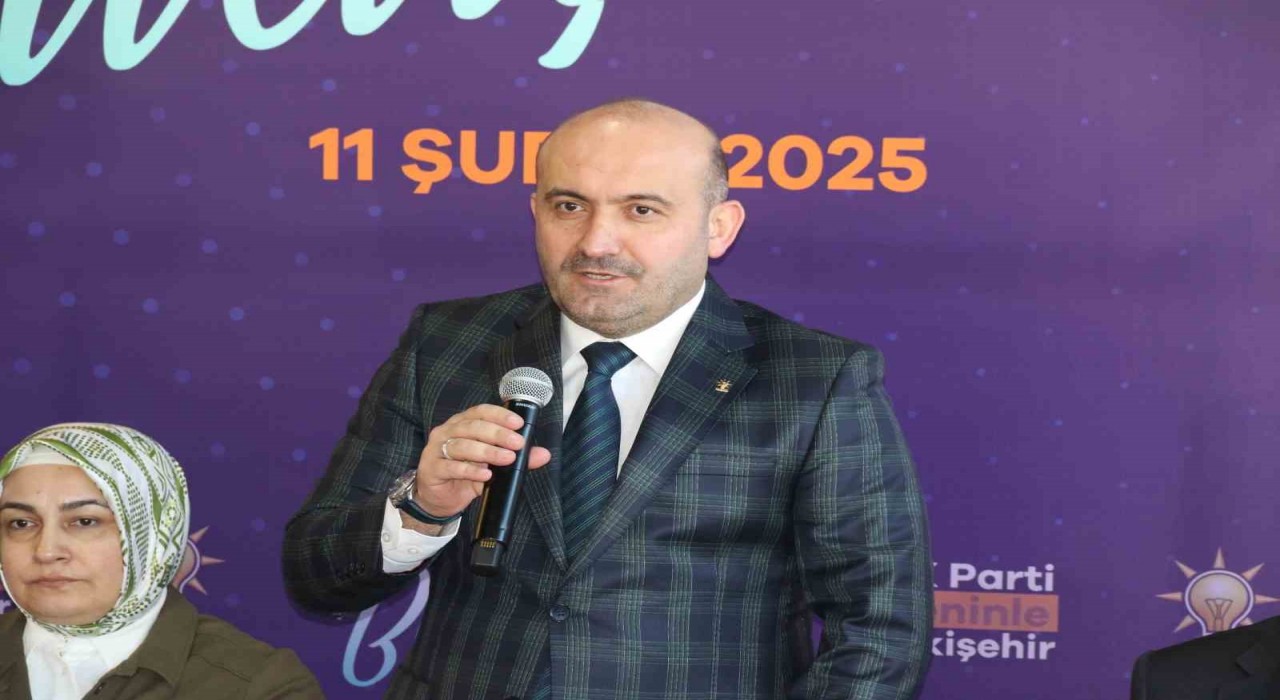 AK Parti İl Başkanı Albayrak, Odunpazarı Belediye Başkanı Kurtun eleştirilerine cevap verdi