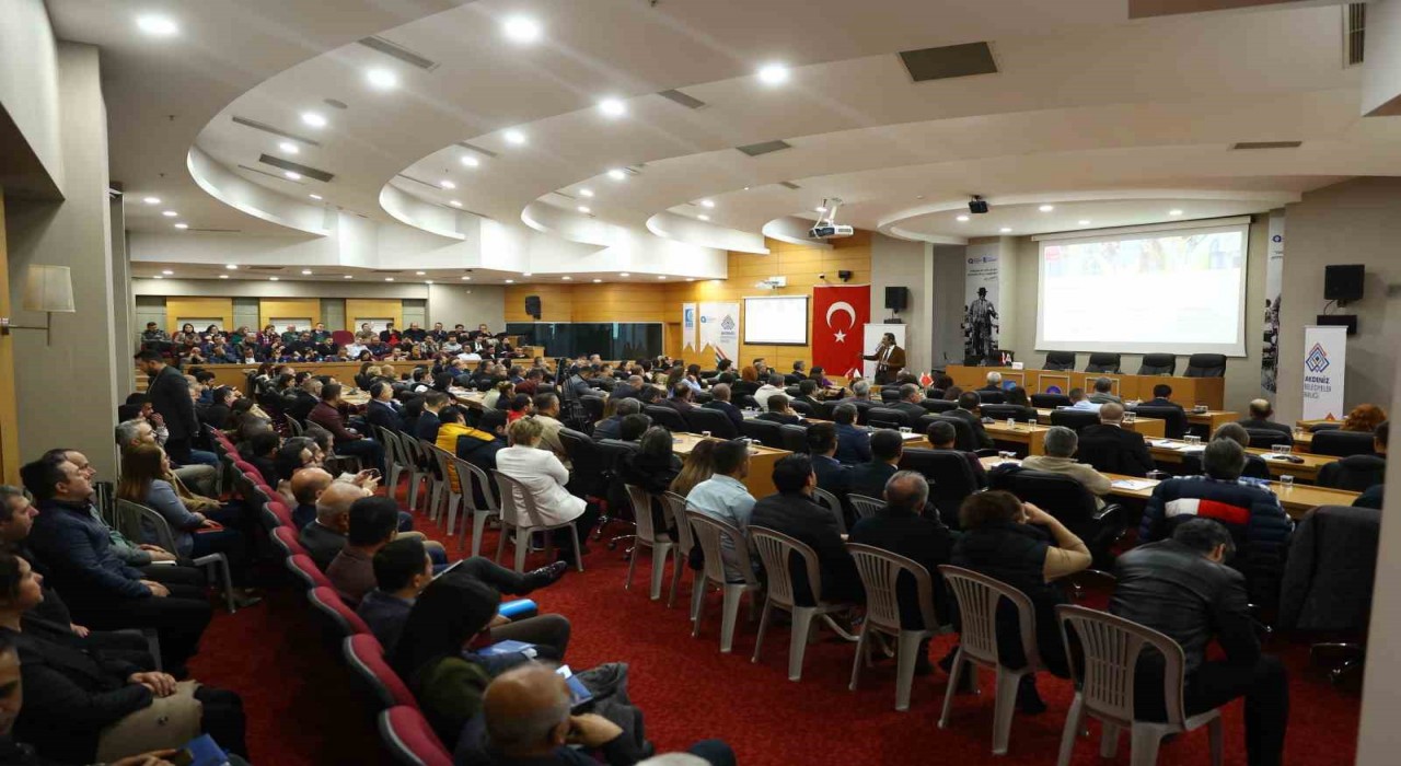 Akdeniz Belediyeler Birliğinden iş sağlığı ve güvenliği eğitimi