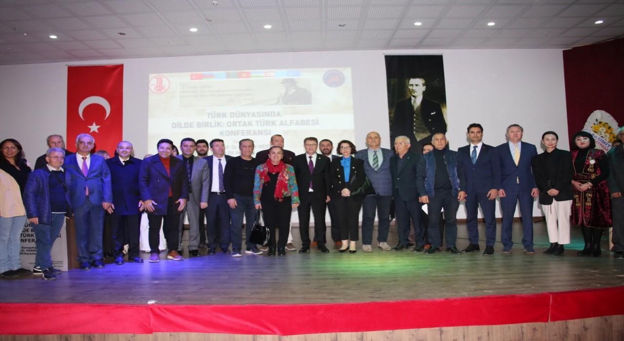 Akdeniz Üniversitesinde ‘Türk Dünyasında Dilde Birlik: Ortak Türk Alfabesi konferansı