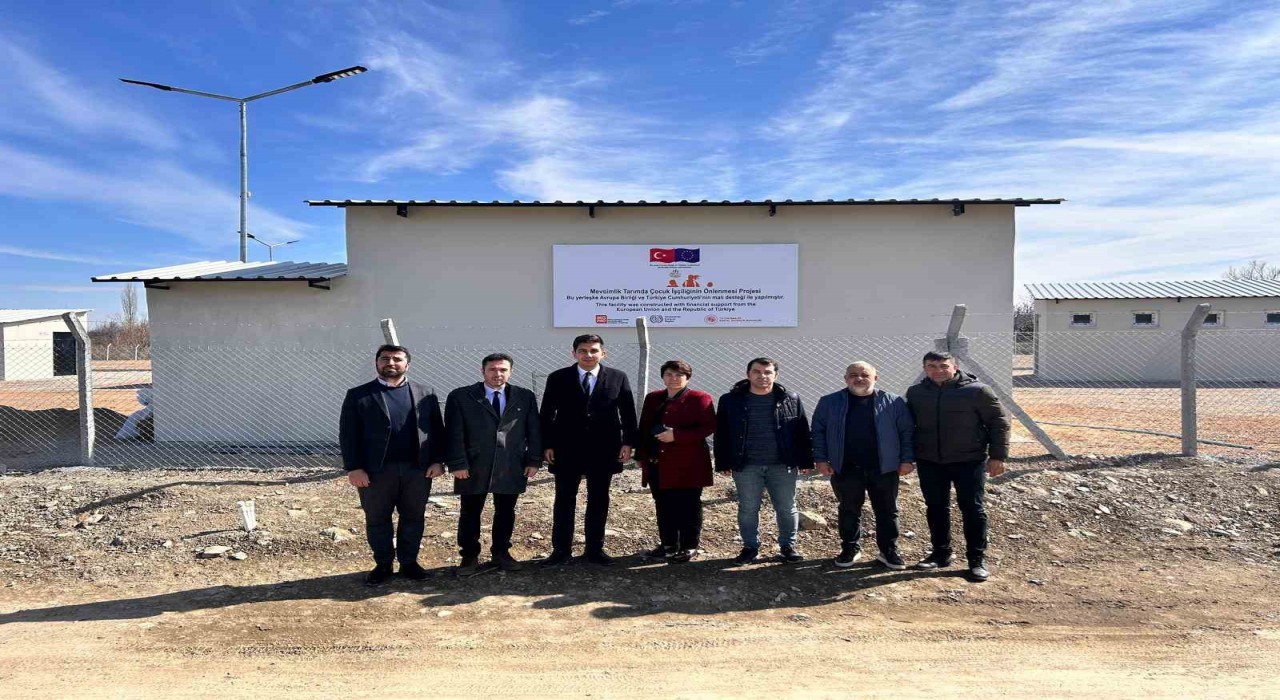 Akşehirde mevsimlik tarım işçileri için barınma alanı