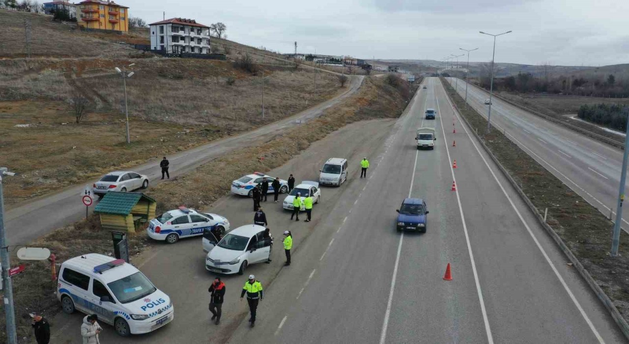Akyurtta trafik denetimleri sıkılaştırıldı