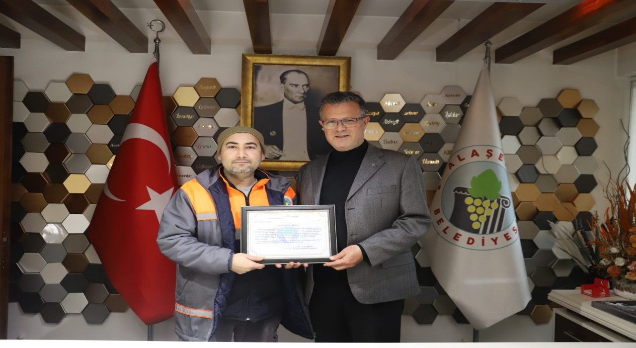 Alaşehirli işçiden, İnsanlık ölmemiş dedirten örnek davranış