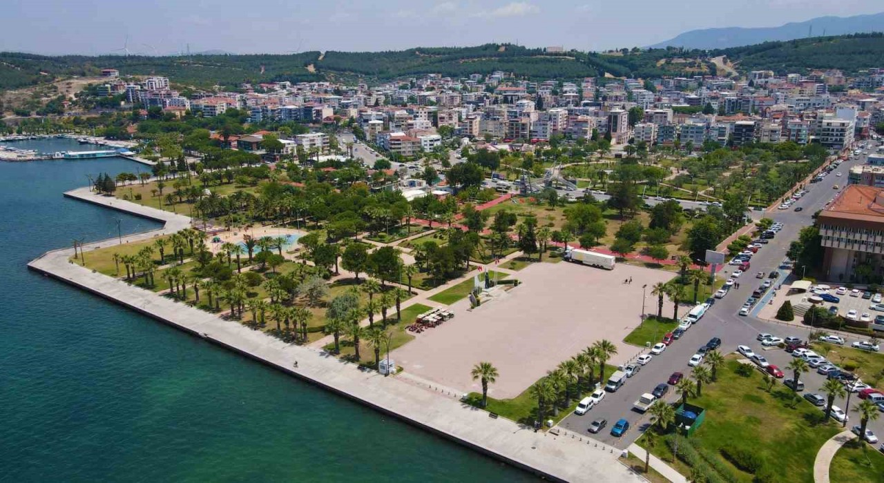 Aliağa nüfusu 108 bin 701 oldu