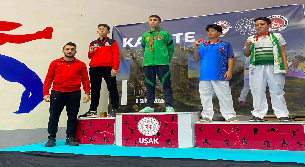 Aliağalı karatecilerden iki madalya birden